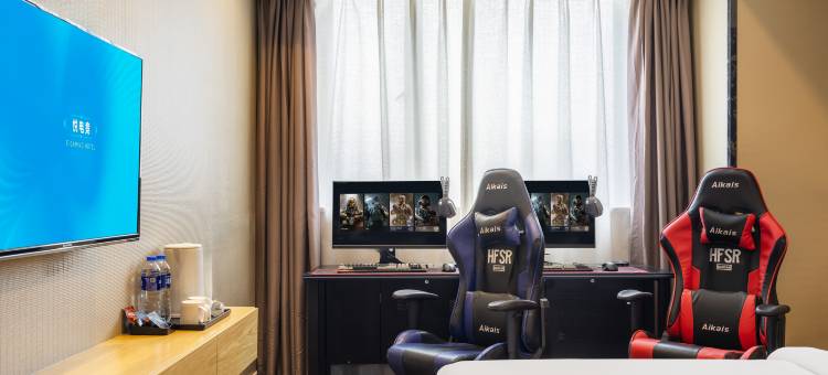 悦电竞酒店(江阴中山公园人民医院店)图片