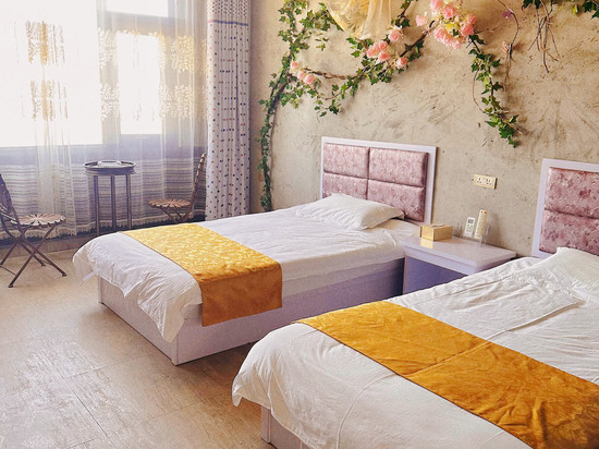 嵖岈山望山酒店