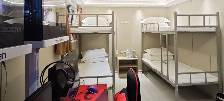 游季电竞民宿(高铁站店)图片