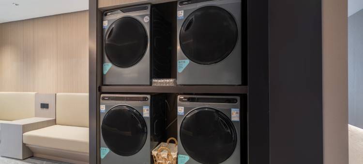 艺龙安云酒店(成都太古里春熙路步行街店)图片