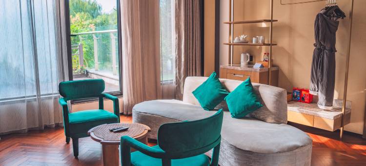 南京泊金花间境·琵琶山居图片