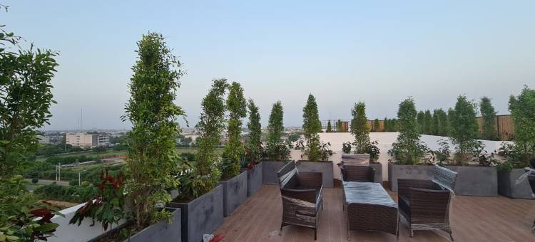 扎米恩欧泊公寓(Zameen Opal Apartments)图片
