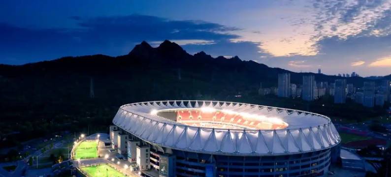 青岛证大喜玛拉雅酒店(国信体育中心店)图片