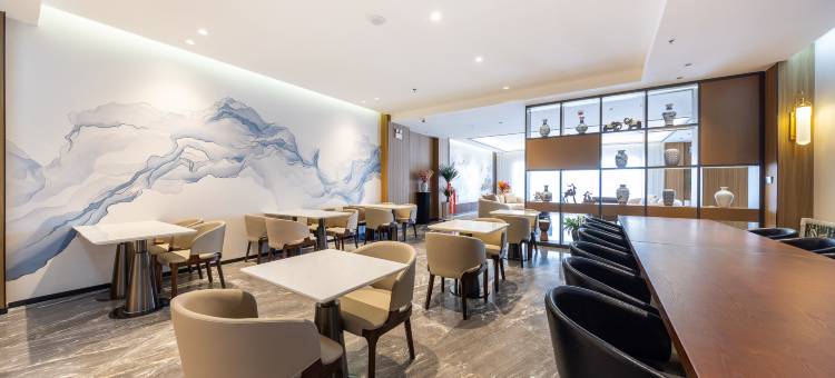 喆美大酒店(共和店)图片