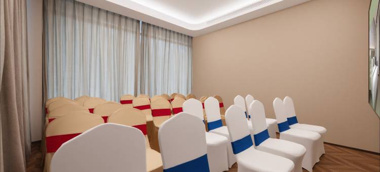 康福瑞酒店(深圳虹桥公园光明城地铁站店)图片