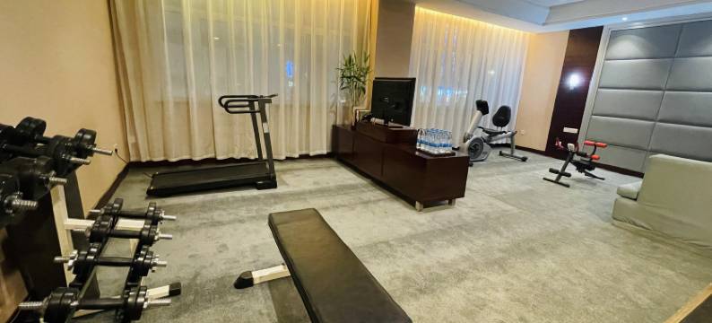 益天洋·隐山酒店(人民电影院店)图片