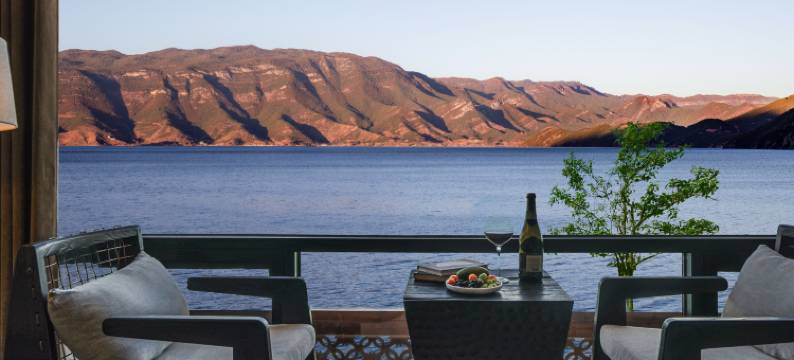 泸沽湖喜雾屿湖景设计师酒店图片