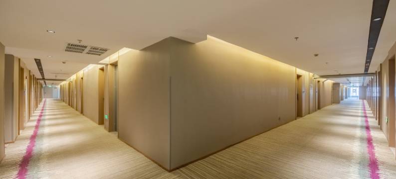 白玉兰酒店(芜湖古城中山路步行街店)图片