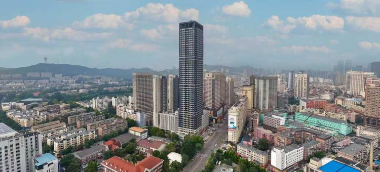 Cloud top 霁云上·海景美宿(中山广场地铁站店)图片
