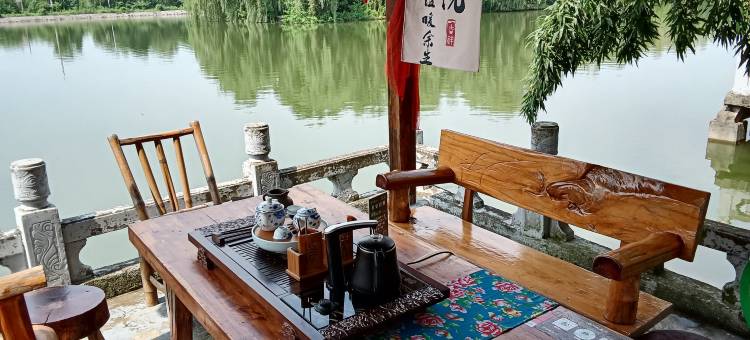 天门市蓝湖湾民宿图片