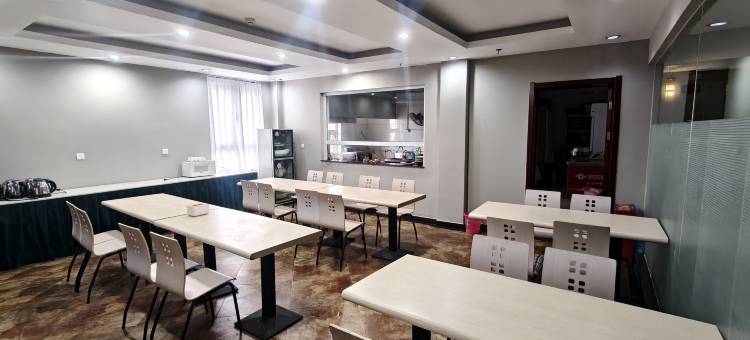 忱香酒店(孔家庄商业街汽车站店)图片