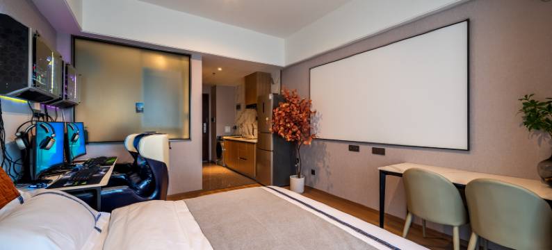 穿越者电竞酒店(大连中山广场店)图片