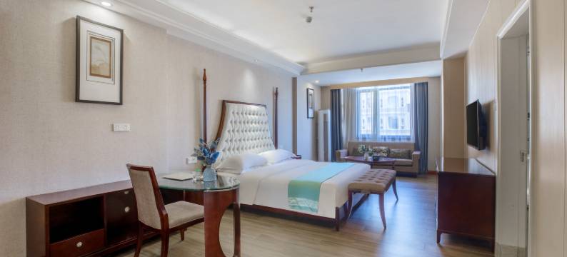 石狮泉冠酒店(市政府德辉广场店)图片