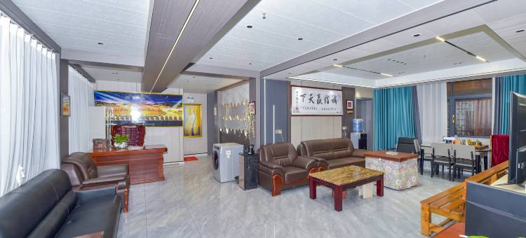 初见·仲夏景|Mellow·View·Design民宿(西江千户苗寨观景台店)图片