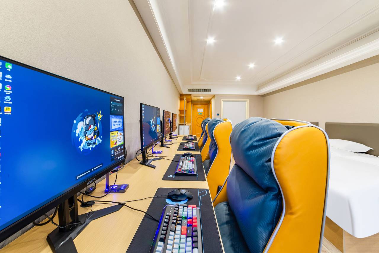 网鱼电竞酒店(长沙环保学院店)图片