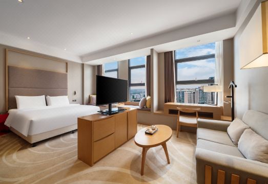 Ramada Encore by Wyndham Jintang Hotel Overview