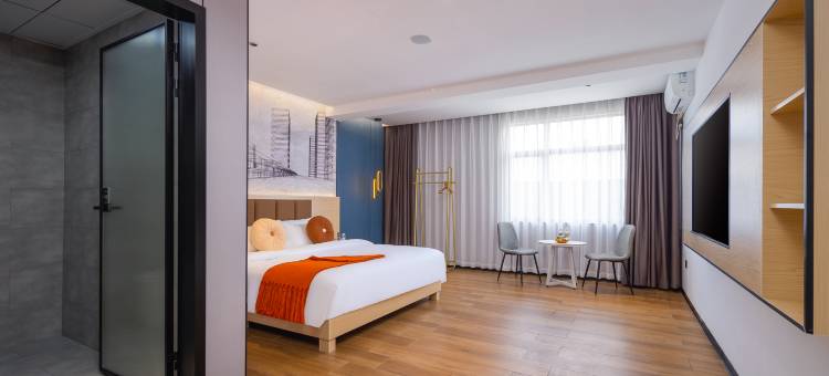 格莱登智慧酒店(临高汽车站店)图片