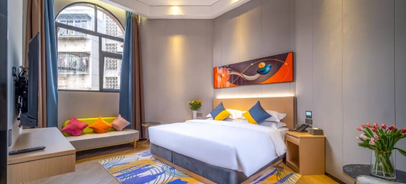 蔚蓝酒店(柳州城中万达窑埠古镇店)图片