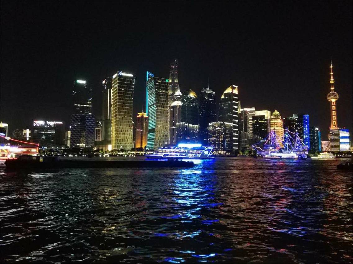 上海北外滩桔子水晶酒店图片