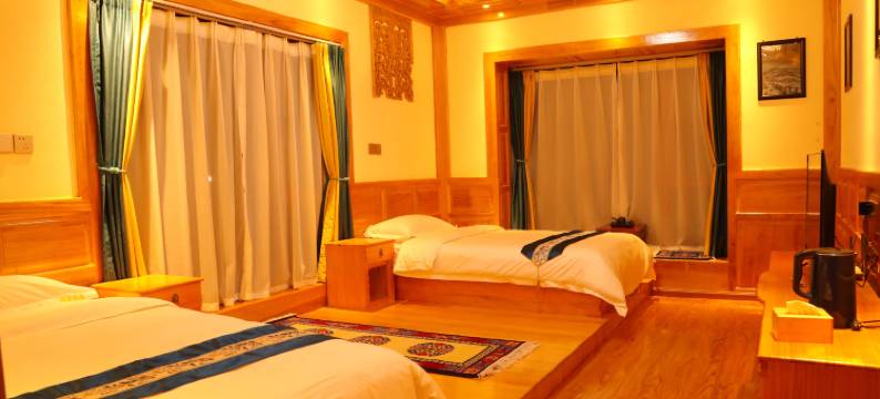 香格里拉德吉宗康民宿(纳帕海店)图片