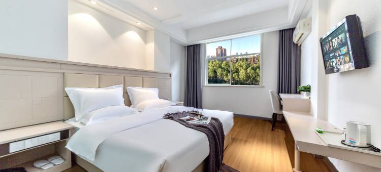 悦漫酒店(黄冈遗爱湖店)图片