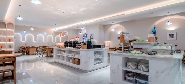 云泊居里酒店(西双版纳景洪告庄西双景星光夜市店)图片