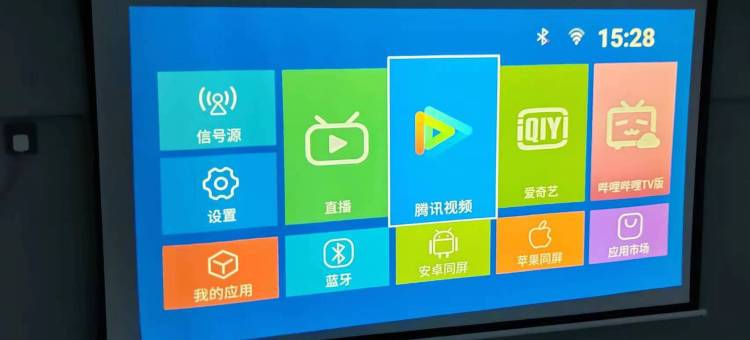 悦漫LOFT影院公寓(南昌西站众邦MOHO国际店)图片