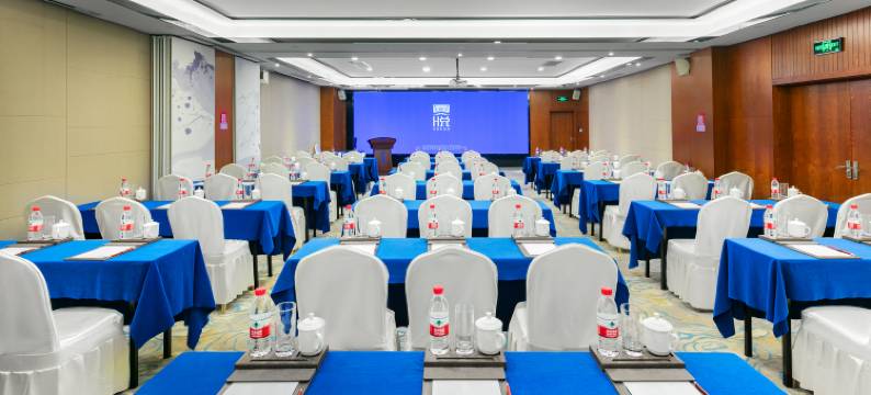 普洱曼悦酒店(悦城时光里购物公园店)图片