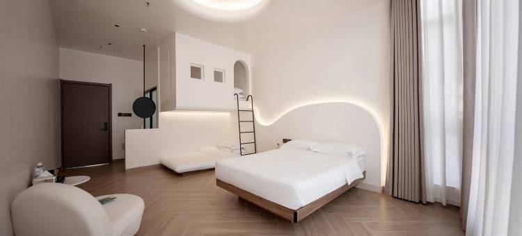 湄洲岛八月民宿(妈祖祖庙莲池澳沙滩店)图片