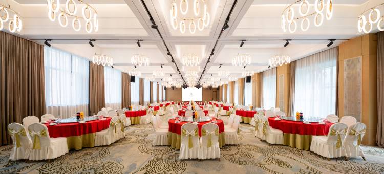 世家轻奢酒店(兰州西固金城中心店)图片