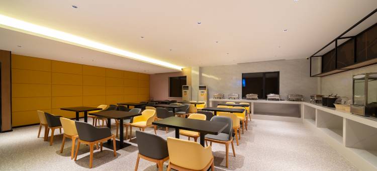 IU酒店(柳州谷埠街龙潭公园店)图片