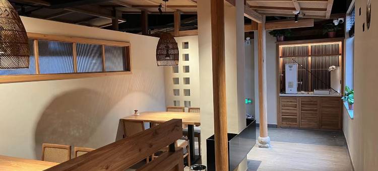 华雅.云缦酒店(岳阳楼区南湖广场店)图片