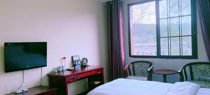 剑阁剑门里一隅茶宿图片