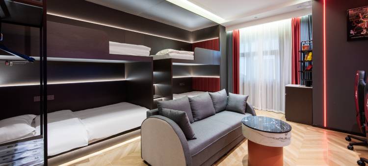 粤塔H电竞酒店(南京南站胜太路地铁站店)图片