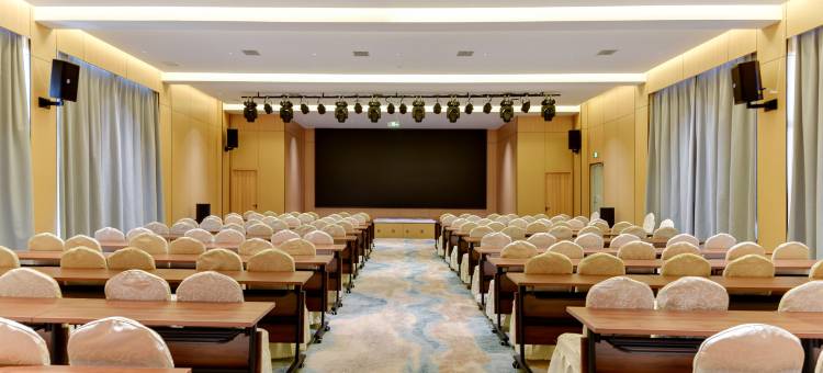 观澜康养中心酒店(北戴河老虎石海上公园店)图片