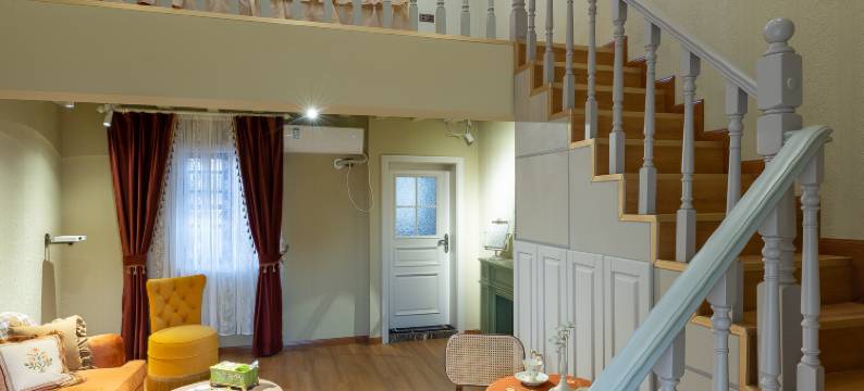 上海邨五号洋房(武汉江汉路步行街地铁站店)图片