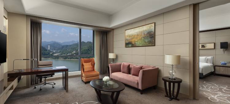 宜昌富力皇冠假日酒店(三峡游客中心伍家岗万达广场店)图片