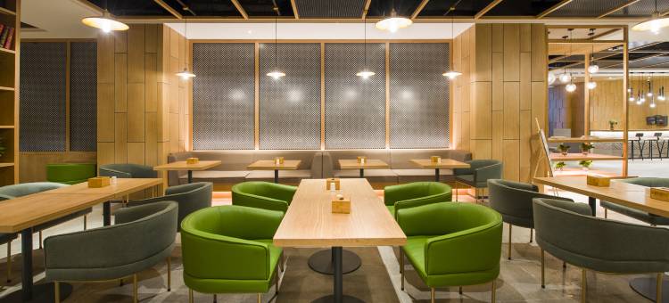 秋果酒店(深圳会展中心岗厦地铁站店)图片