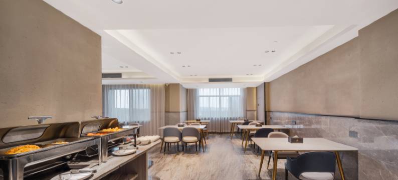 陌尚轻奢酒店(金华兰溪彩虹城店)图片