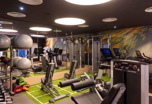 Scandic Hamburg Emporio Hotel Overview