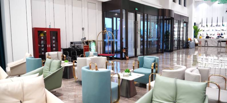 茶卡晚枫酒店图片