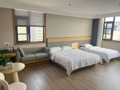 万禾宾馆(金庚医院店)