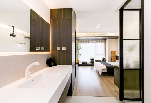 Ronghai Juzhu B&B (Baolong Tiandi Banshengdong Wharf)Hotel Overview