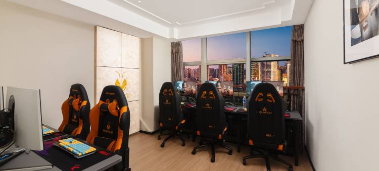 蚂蚁·光年电竞酒店(大渡口新山村地铁站店)图片