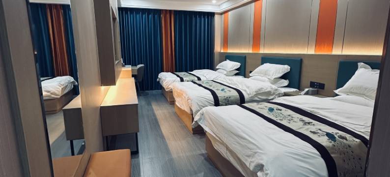 杂多澜沧江酒店图片