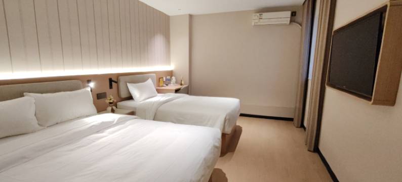 轻住·联浚商务酒店图片