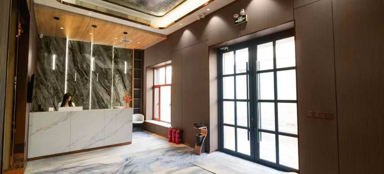 雅逸轻奢酒店图片