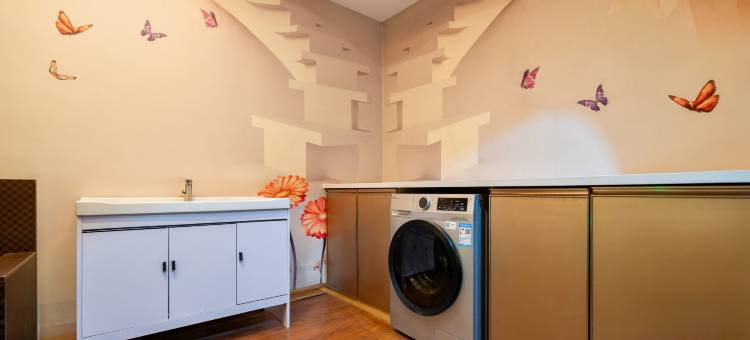 山水河畔假日酒店  (西峡一高店)图片