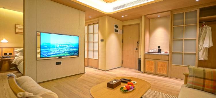 梁河隐澜温泉民宿(伴山云隐小镇店)图片