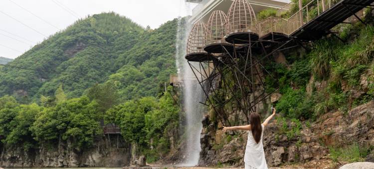 繁星温泉民宿(泾县皖南川藏线月亮湾风景区店)图片